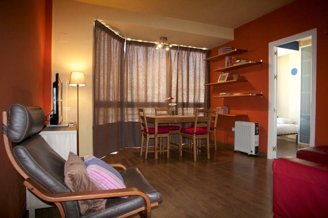 Apartamento Santa Justa Apartman Sevilla Kültér fotó